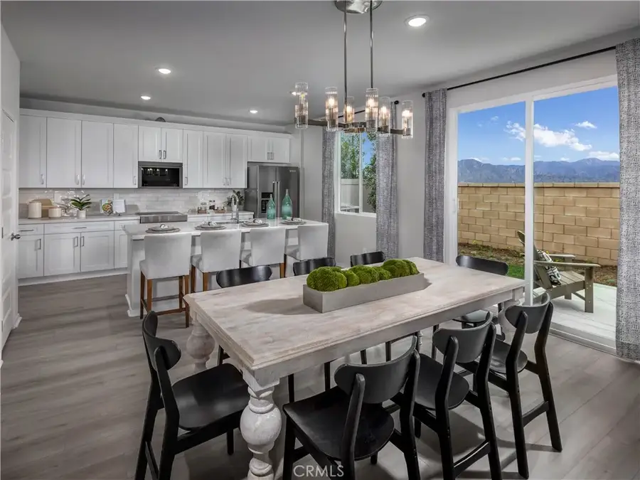 2038 Grapefruit Street, Redlands, CA 92374 - #2