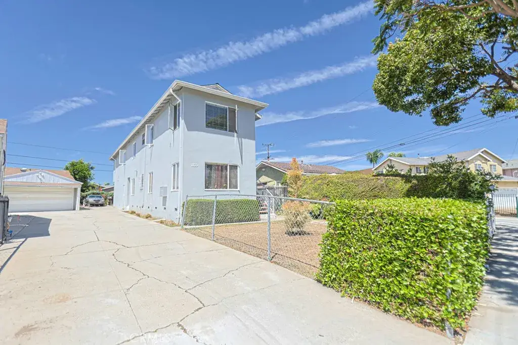 1139 E 67th Street, Inglewood, CA 90302 - #1