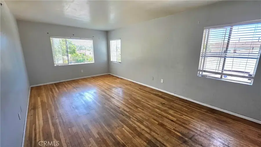 1139 E 67th Street, Inglewood, CA 90302 - #2