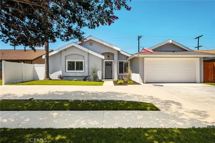 20031 Shorewood Circle, Huntington Beach, CA 92646 - #3