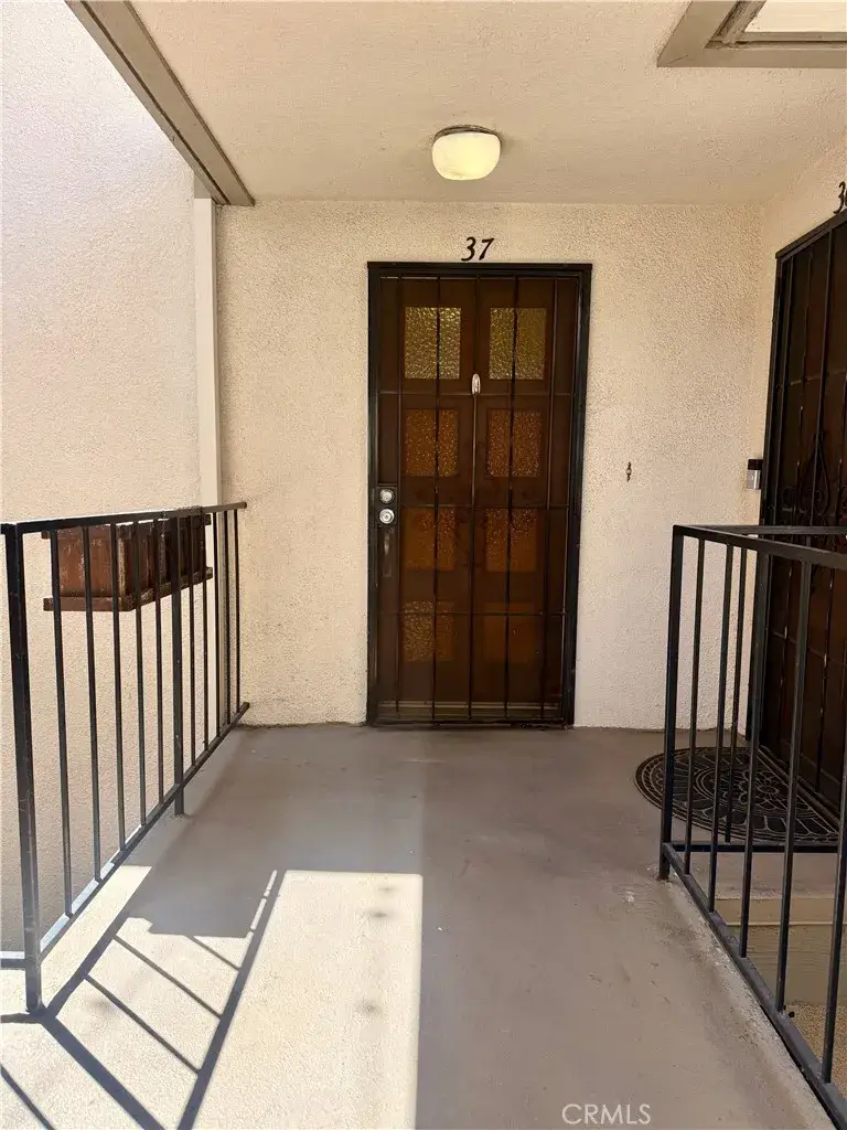 2575 E 19th, Signal Hill, CA 90755 - #1