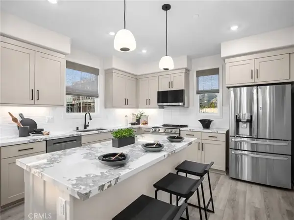 548 Gregory Way, Glendora, CA 91740