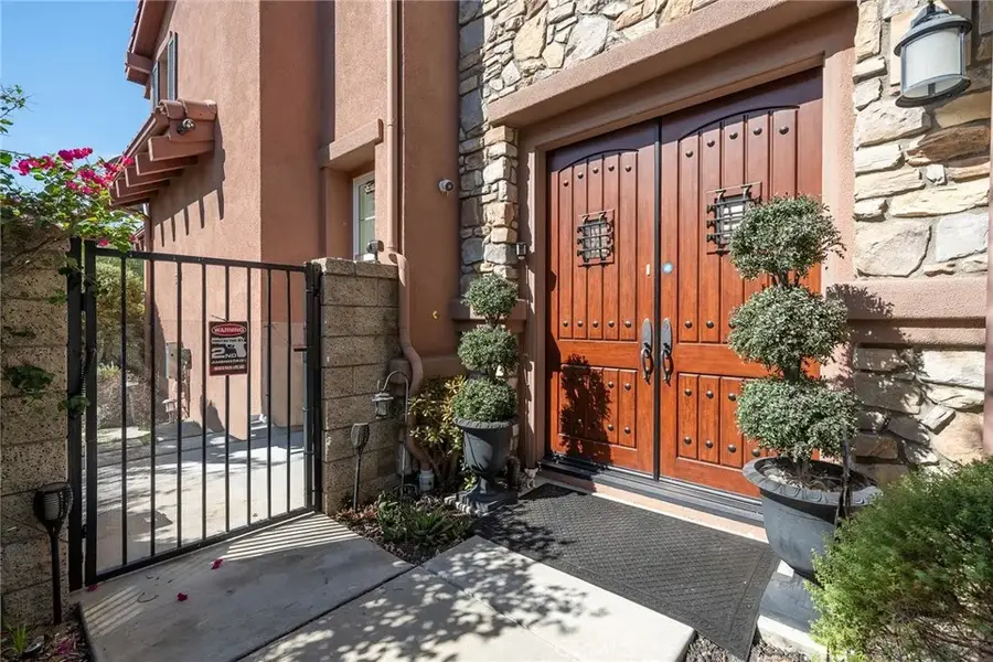17842 Via Roma, Yorba Linda, CA 92886 - #2