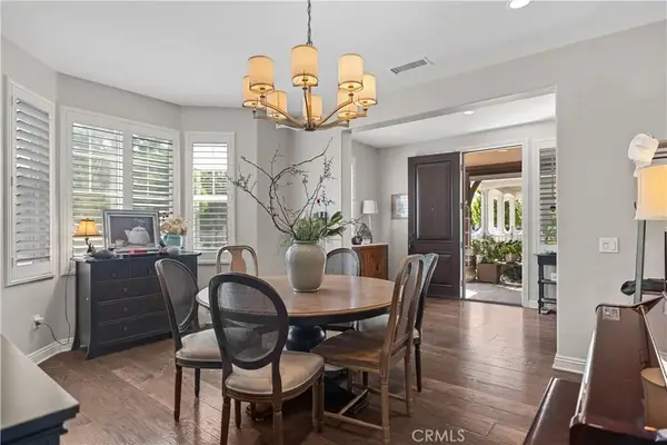 220 Barnes, Tustin, CA 92782