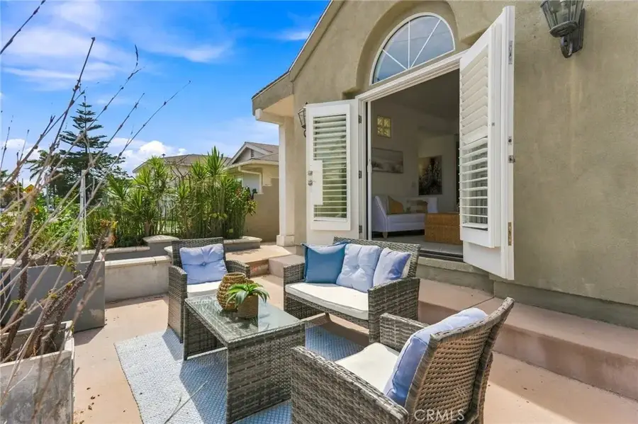 1209 Huntington Street, Huntington Beach, CA 92648 - #2