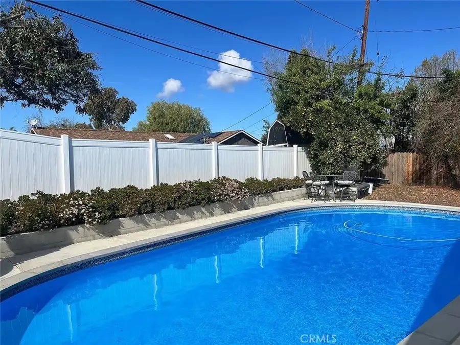 1065 Warwick, Thousand Oaks, CA 91360 - #3