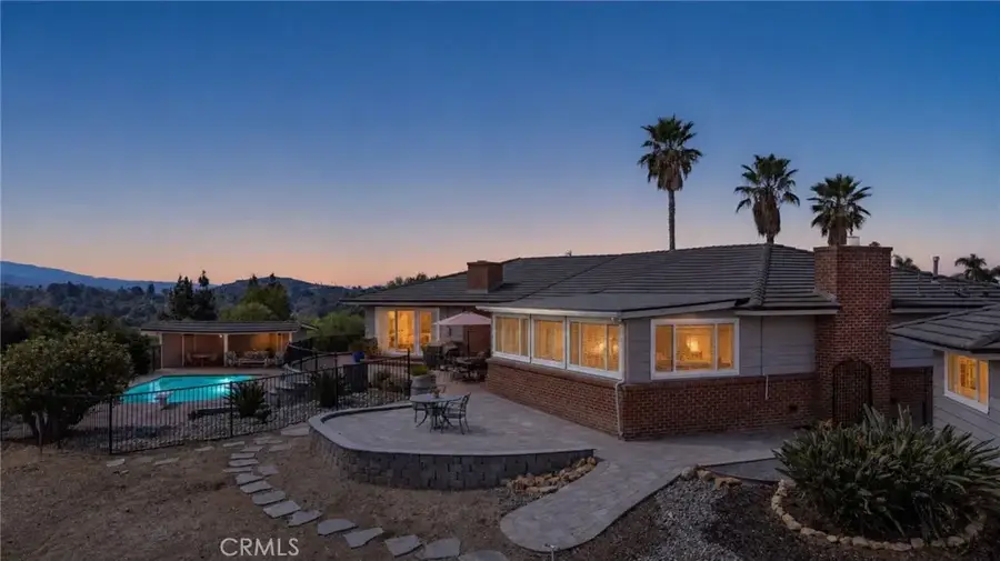 1463 S Citrus Avenue, Escondido, CA 92027 - #2