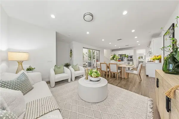130 Modjeska, Irvine, CA 92618