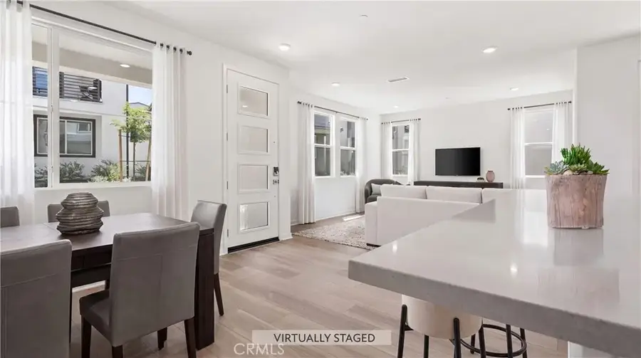 27322 Bear Paw Lane, Valencia, CA 91355 - #3