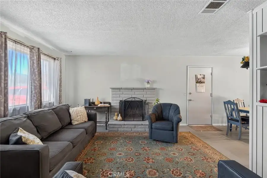 10821 E Avenue R14, Littlerock, CA 93543 - #2