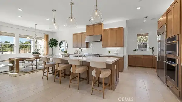 710 Ledgestone Drive, Santa Paula, CA 93060
