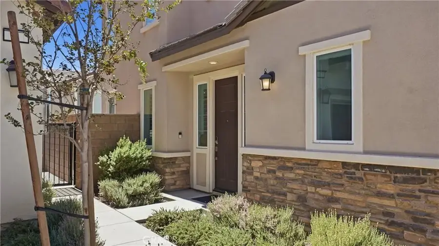 16281 Castello Lane #2, Fontana, CA 92336 - #2