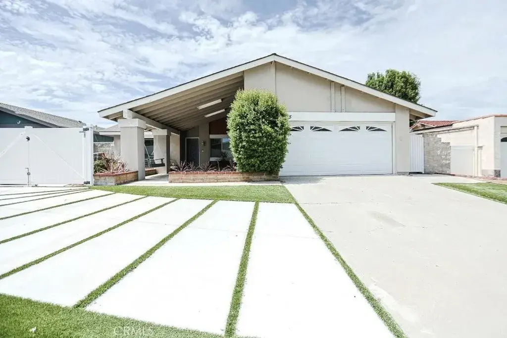 115 S La Paz, Anaheim, CA 92807 - #1