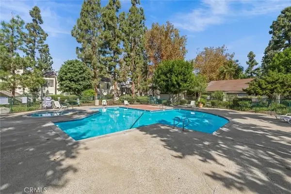 1370 Cabrillo Park Drive #H, Santa Ana, CA 92701