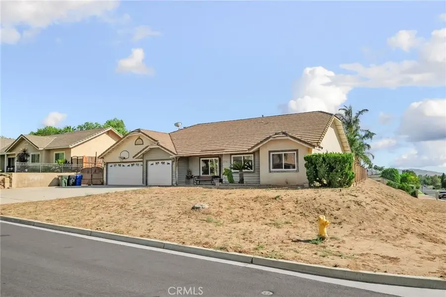 6736 Brenton Street, Jurupa Valley, CA 92509 - #3