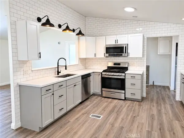 6241 Warner #228, Huntington Beach, CA 92647
