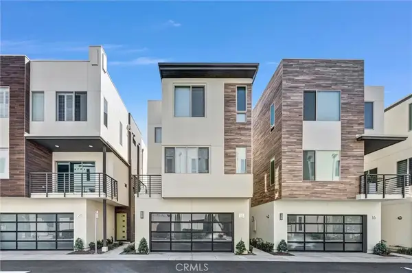 18 Ebb Tide, Newport Beach, CA 92663