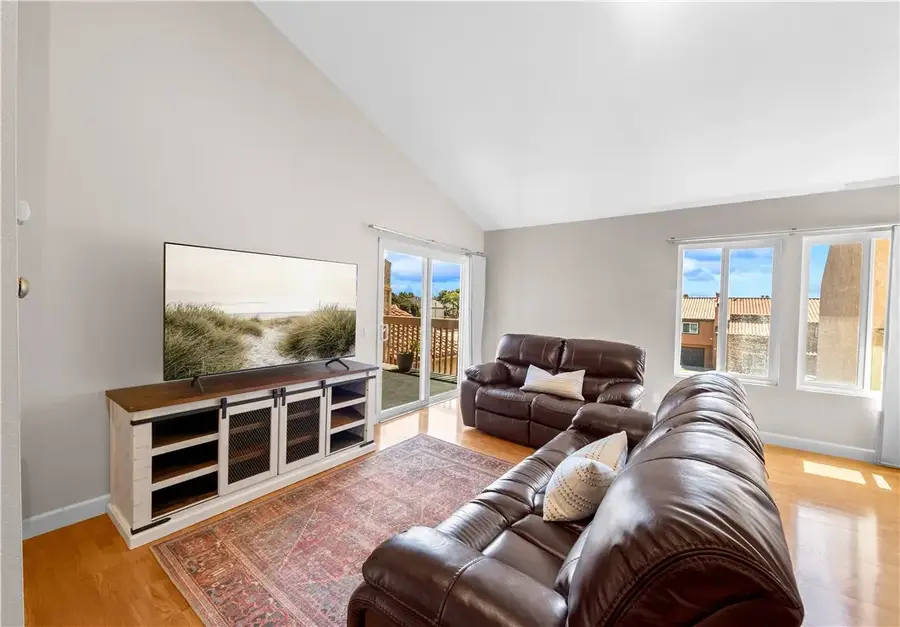 4861 Lago Drive #307, Huntington Beach, CA 92649 - #2