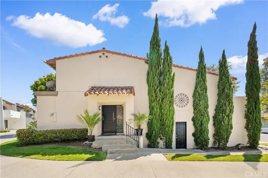 2326 Vista Hogar, Newport Beach, CA 92660 - #2