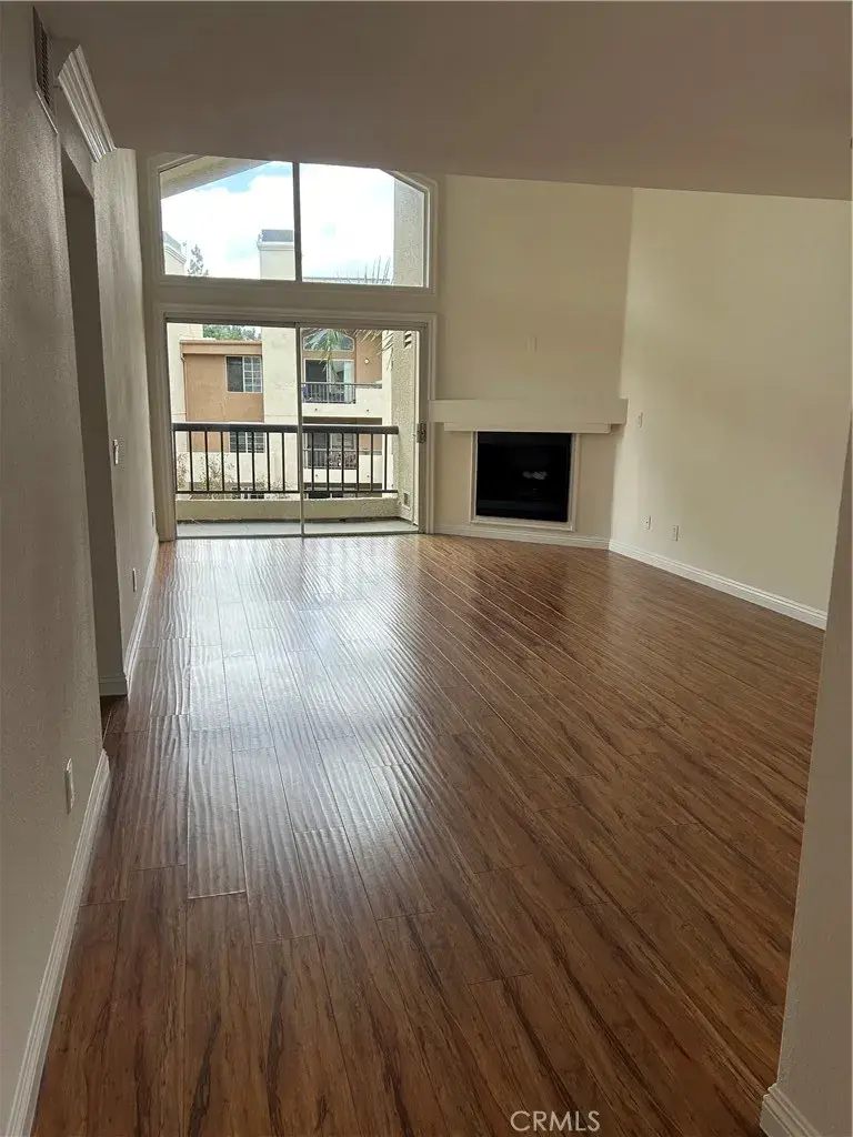 21520 Burbank #303, Woodland Hills, CA 91367 - #2