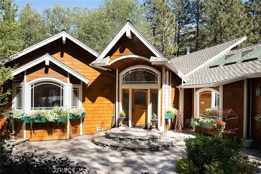 42388 Switzerland Drive, Big Bear Lake, CA 92315 - #3