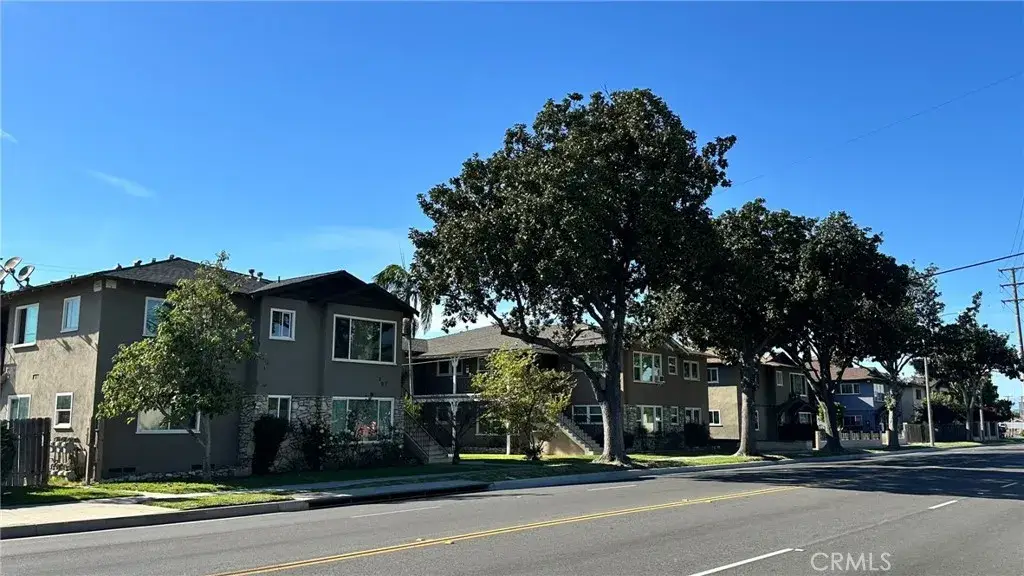 307 N East St, Anaheim, CA 92805 - #1