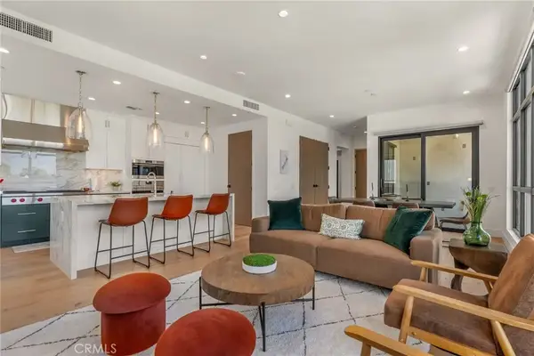 4281 Uptown Newport Drive #4, Newport Beach, CA 92660