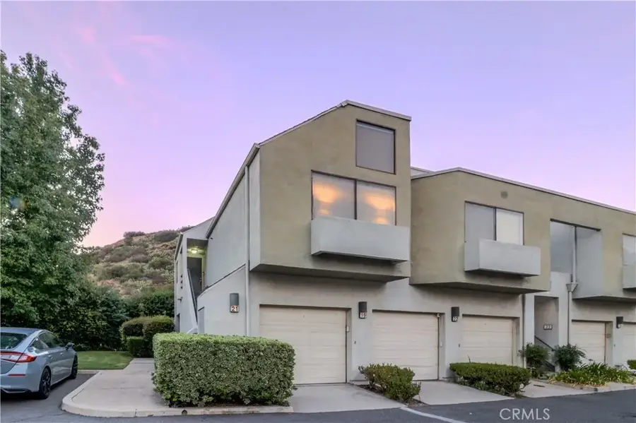 5744 E Creekside #21, Orange, CA 92869 - #3