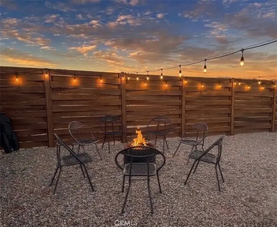 19 Easy Street, Twentynine Palms, CA 92277 - #3