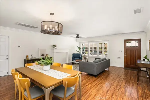 2152 N Greenbrier Road, Long Beach, CA 90815