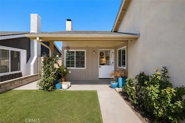 21155 Larchmont, Lake Forest, CA 92630