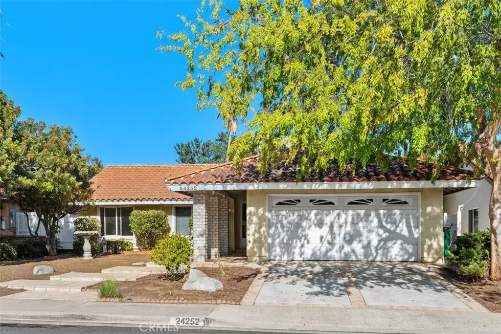 24252 Chrisanta, Mission Viejo, CA 92691 - #1