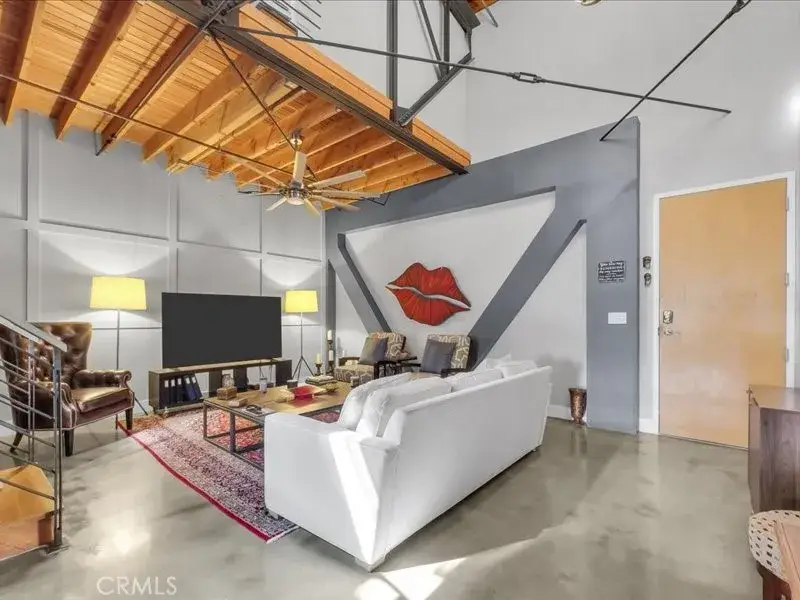 1100 E 3rd #204, Long Beach, CA 90802 - #1