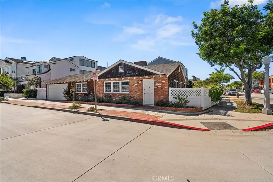 449 M Street, Newport Beach, CA 92661 - #2