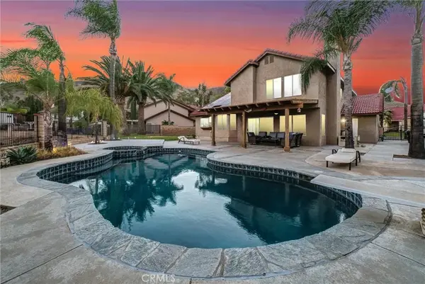 17102 Whispering Brook, Riverside, CA 92503