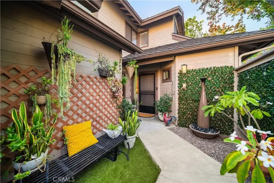 2071 Meadow View Lane, Costa Mesa, CA 92627 - #3