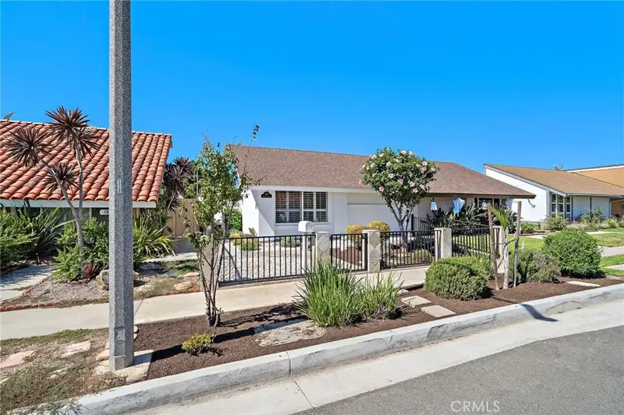 1817 Alsuna Lane, Huntington Beach, CA 92648 - #2