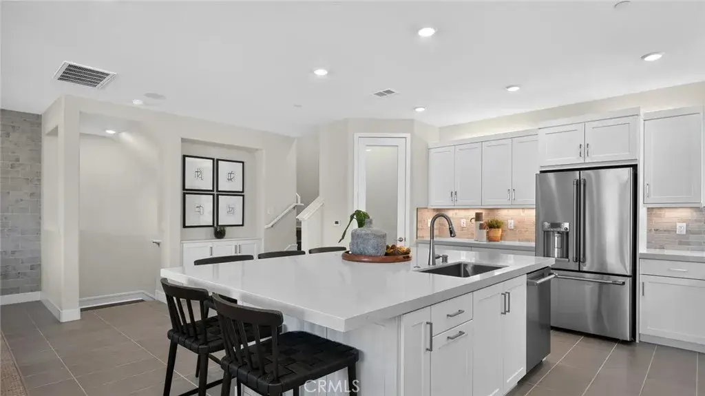 933 Treble, Irvine, CA 92618 - #1