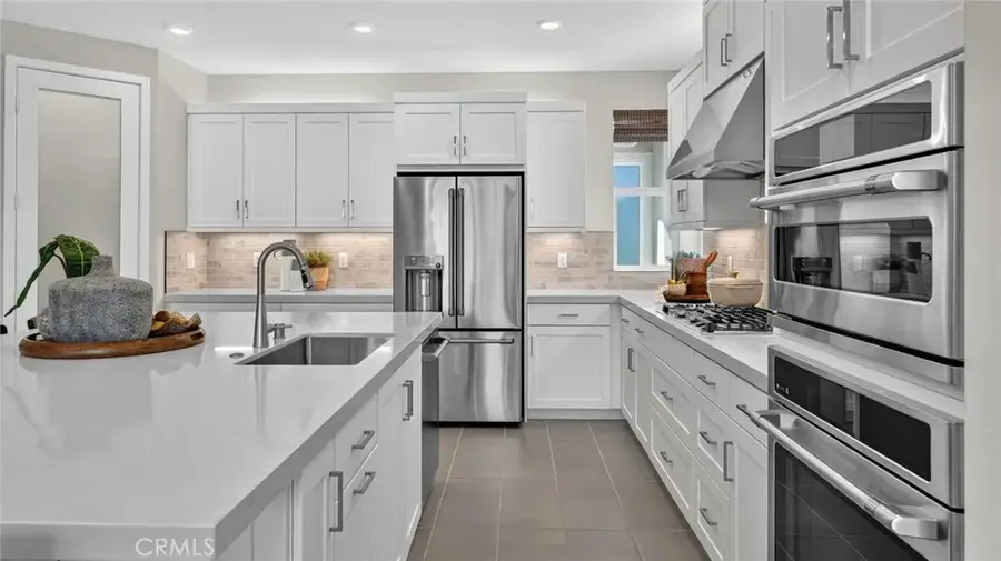 933 Treble, Irvine, CA 92618 - #2