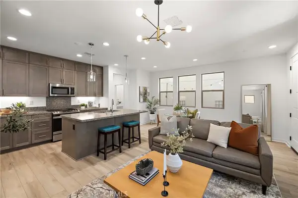 330 Harvest Drive, Rancho Mission Viejo, CA 92694