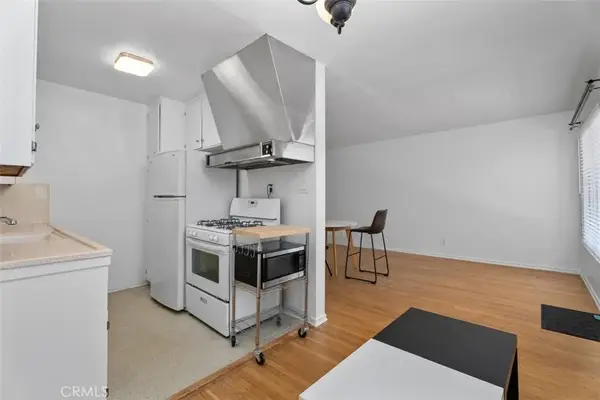 1015 E. Ocean Blvd. #4, Long Beach, CA 90802