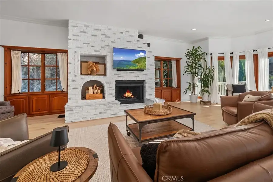 611 Country Club, Burbank, CA 91501 - #3