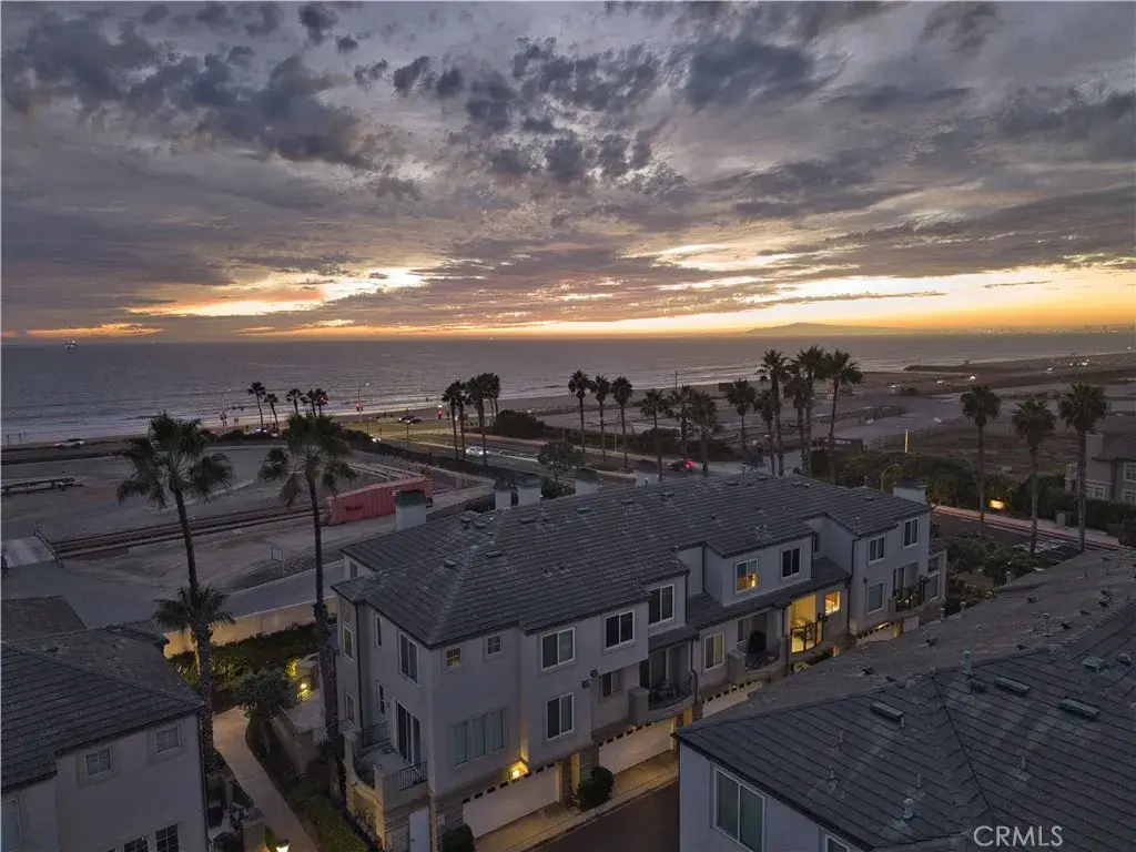 19261 Surfview Drive, Huntington Beach, CA 92648 - #1