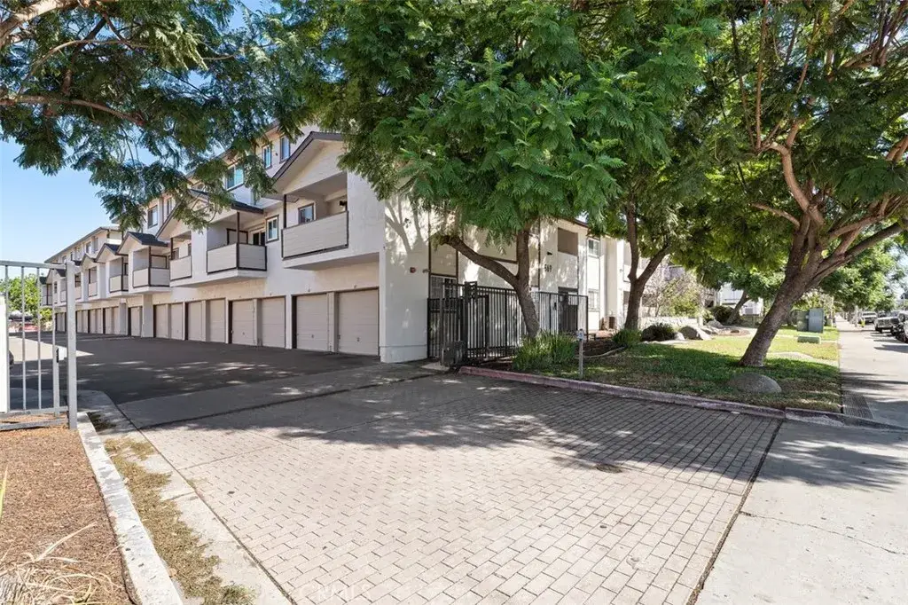 569 E Street #1, Chula Vista, CA 91910 - #1