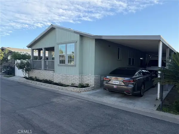 201 W Collins #55, Orange, CA 92867