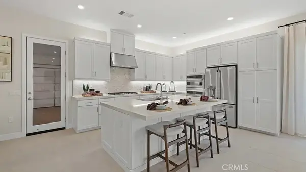 26665 Eclipse, Valencia, CA 91381