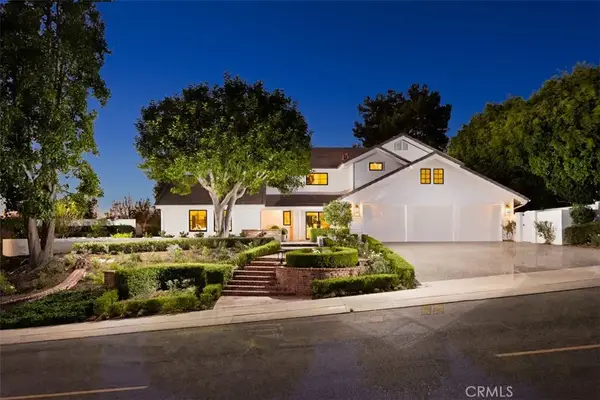 25181 Mustang Drive, Laguna Hills, CA 92653
