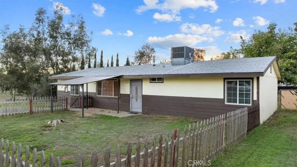 2027 Plumas Court, Oroville, CA 95965 - Image #1