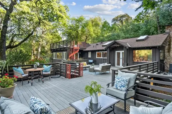 176 Los Trancos, Portola Valley, CA 94028