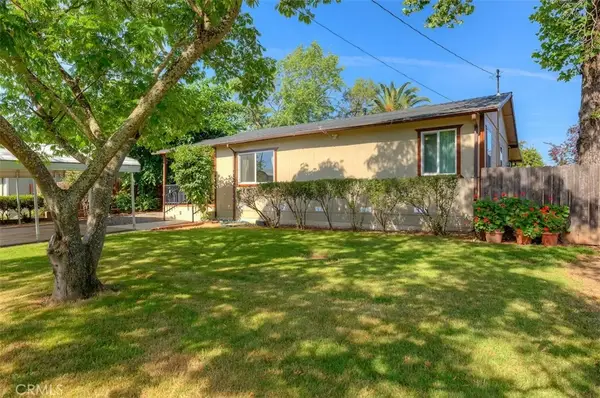 48 Hoover, Oroville, CA 95966